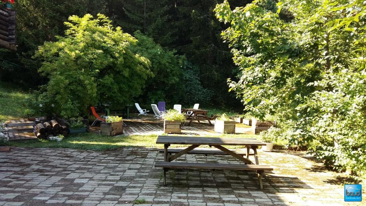Le Chalet De La Conversaria Bed and Breakfast Villard-de-Lans Exteriör bild